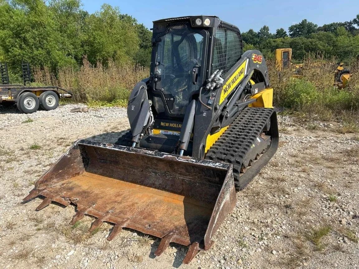 2019 New Holland C245 listing photo — photo 1 of 32